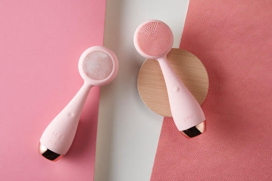 This Skincare Tool Is Smart So You Don’t Have To Be