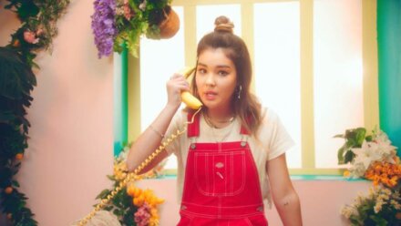 Pop Sensation Audrey Mika Releases the Music Video For Her Hit Song ‘Just Friends’