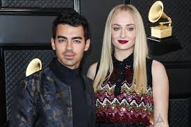 Sophie Turner and Joe Jonas are expecting their first child!