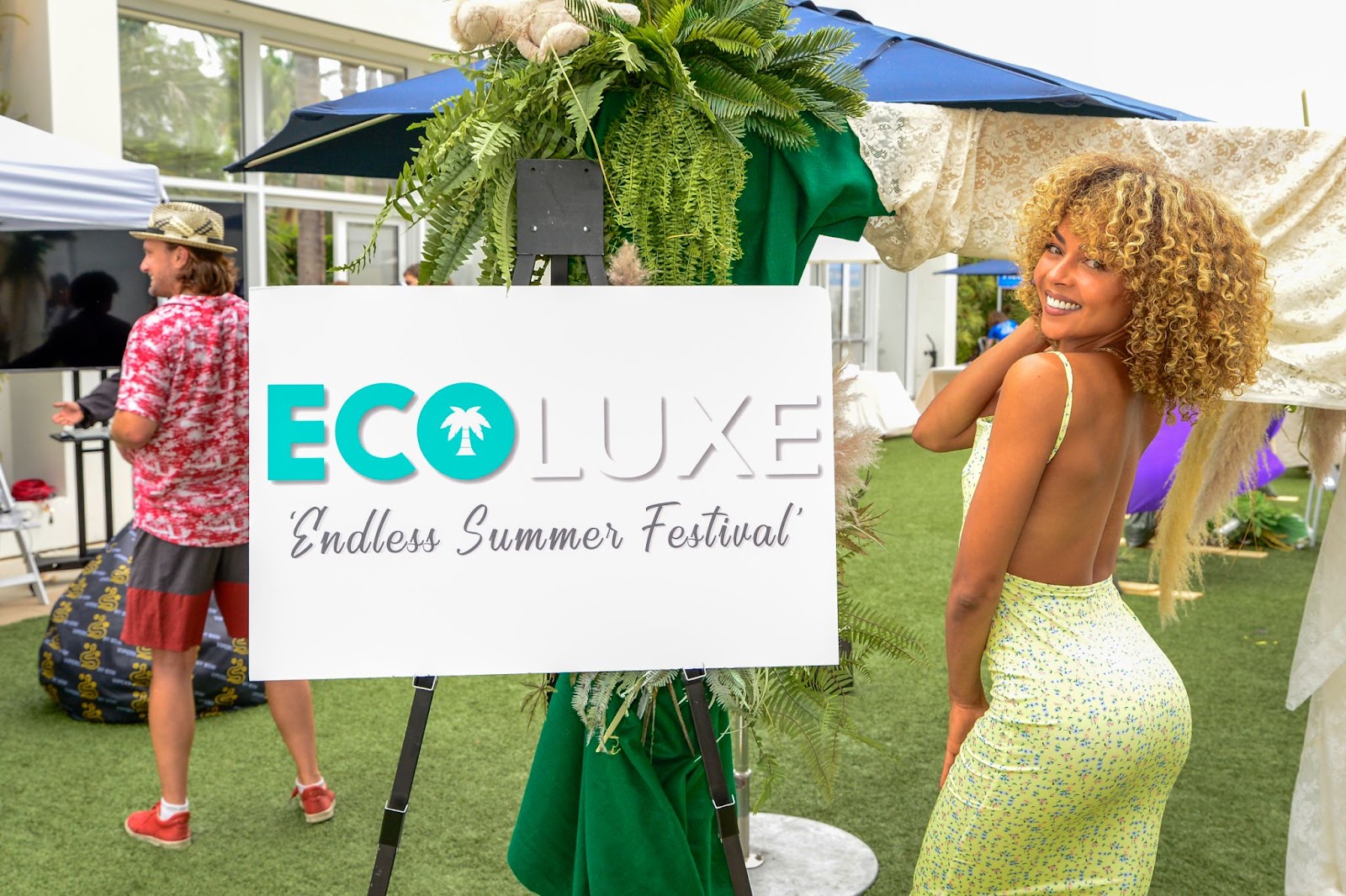 Debbie Durkin presented “Ecoluxe Endless Summer Festival”