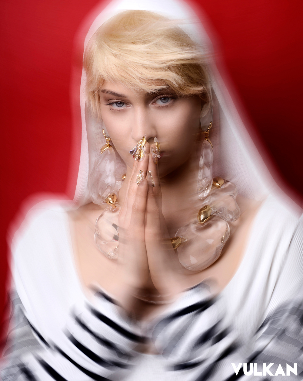 VulkanFashionBookBride17