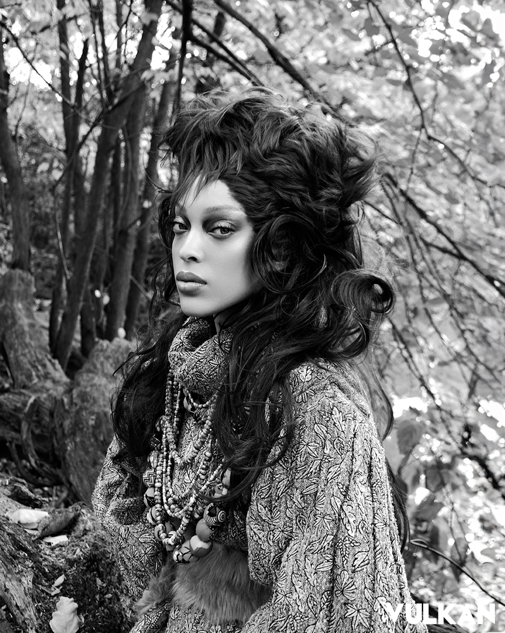 Dress: Nazarene Amictus @nazareneamictus Necklace: Sassy Jones @shopsassyjones