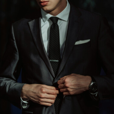 What Truly Defines a Luxury Watch for Men and the Attributes Behind Its Value