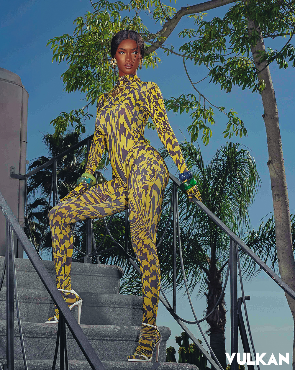 Bodysuit- Gert-Johan Coetzee @gertjohancoetzee Shoe- Ruthie Davis @ruthie_davis Earrings- Adiba @adiba.official Bracelets- Cybele Bertin @cybele.bertin Necklace- Adiba @adiba.official