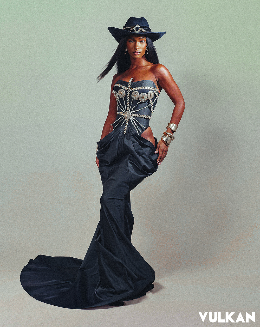 Gown- Alpana Neeraj @alpana_neeraj Bracelets- Cybele Bertin @cybelebertin Earrings- Adiba @adiba.official Hat- Jimmy Garcia @jg2_jimmygarcia