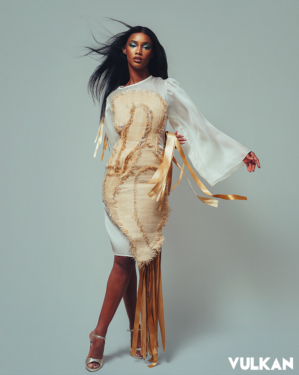 Dress- Valerian Hughes @valerianhughes Shoes- Elizée @elizeeshoes