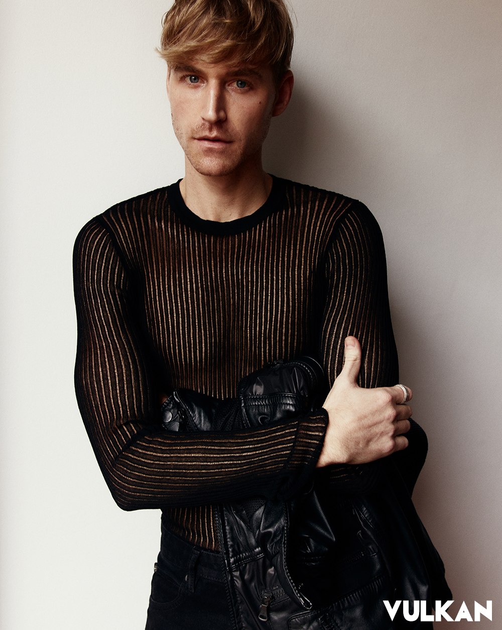 Jersey and pants ZARA, Jacket DOLCE&GABBANA