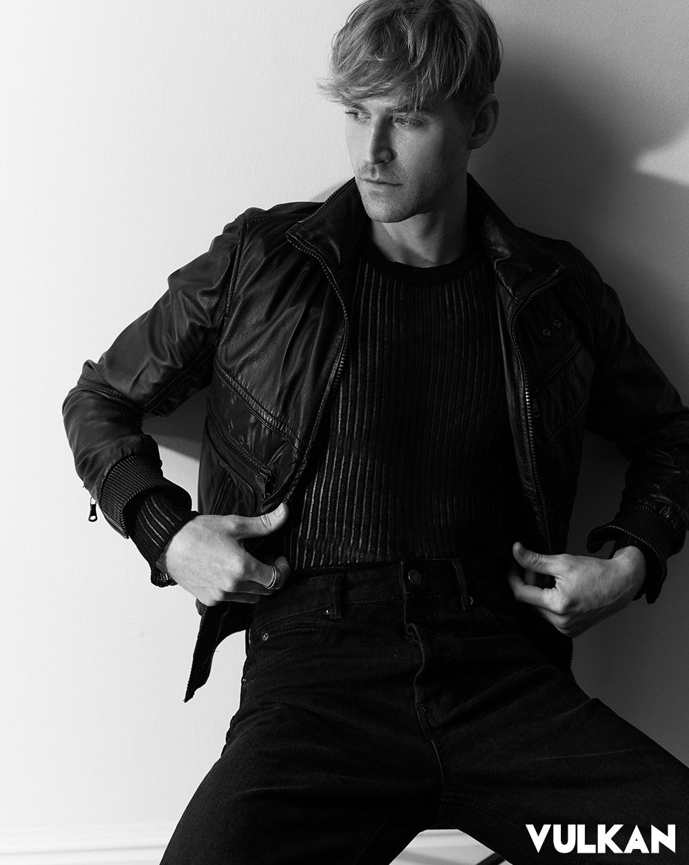 Jersey and pants ZARA, Jacket DOLCE&GABBANA