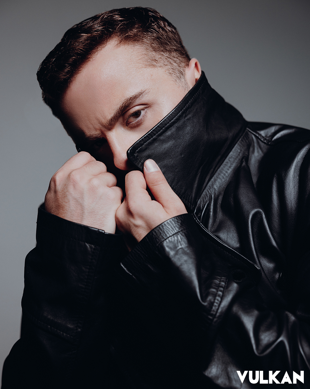Coat: Mister Triple X @mistertriplex