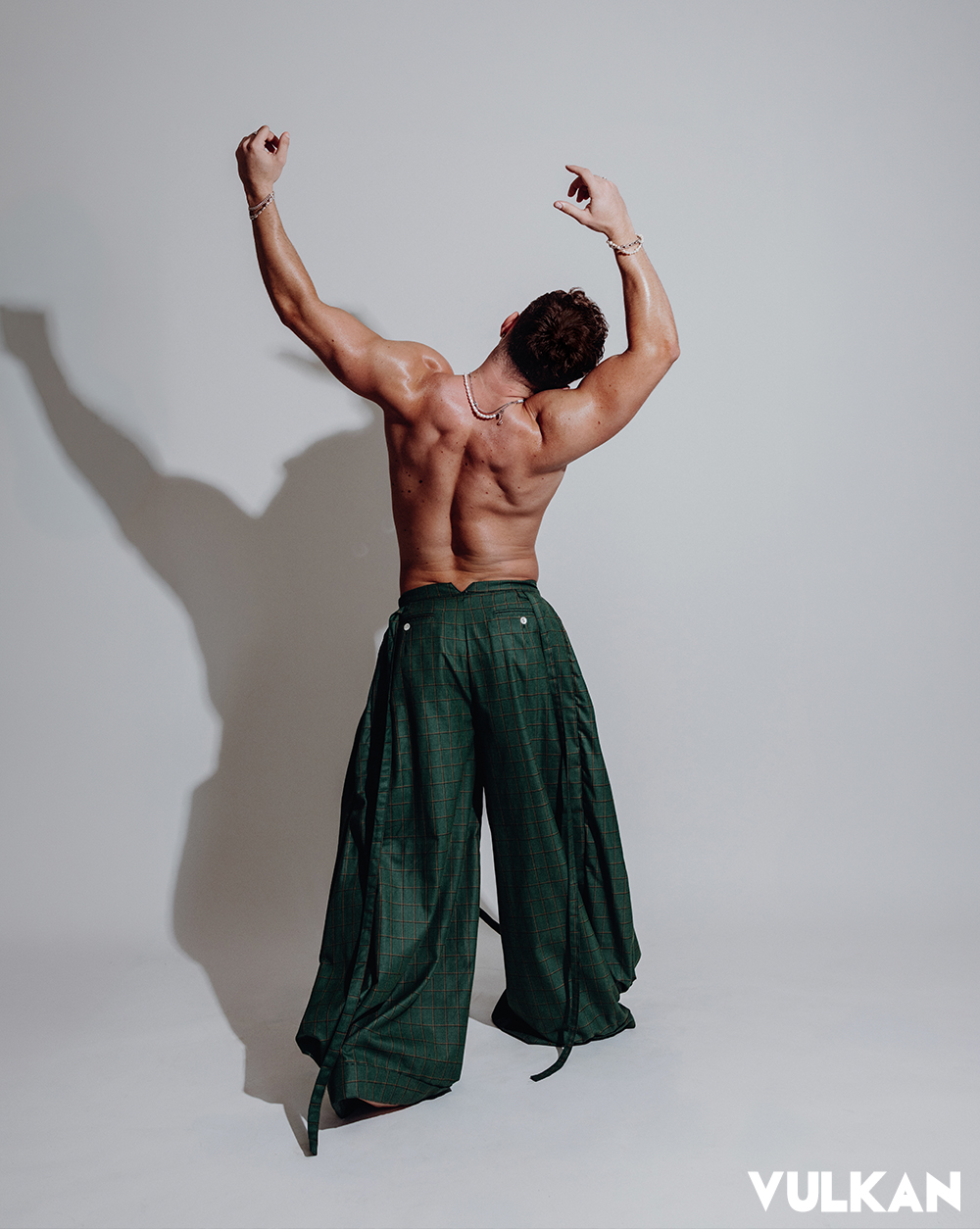 Jewelry: AROCK @arock_official Pants: Maison Audmi @maisonaudmi